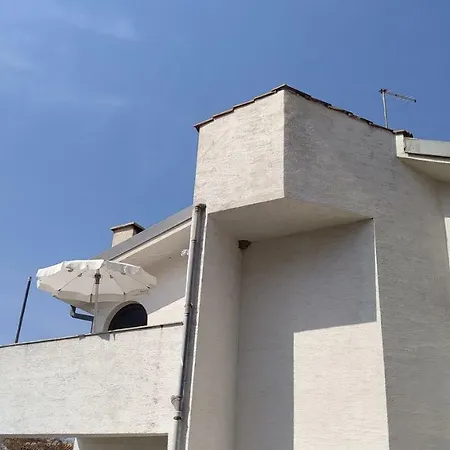 Kupine Apartment Bol