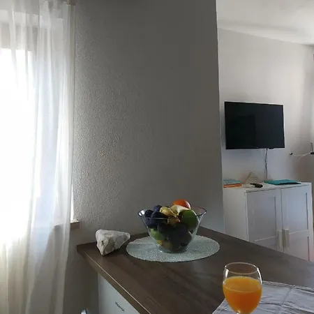 Kupine Apartment