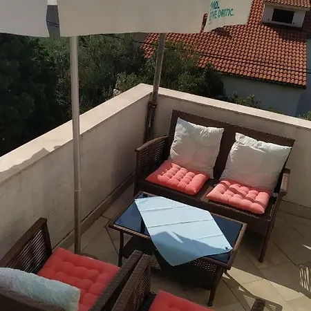 Apartment Kupine *